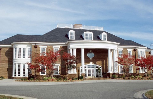 Williamsburg Casa | 4BR / 4BA, tiene capacidad para 12. Williamsburg Plantation Resort: verano 2019