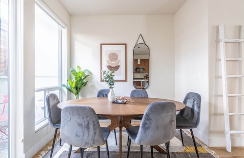 Eastlake Casa | 4BR | BBQ, Views, Rooftop | Eastlake | Sophari