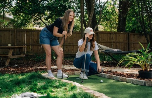 Duckpond Casa | 4BR Boho Oasis w/Mini Golf & Games!