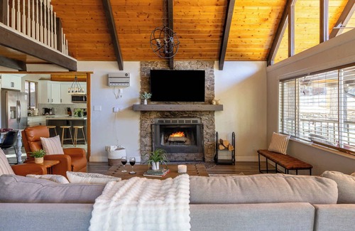 Sedona Casa | Rustic Log Cabin in Munds Park
