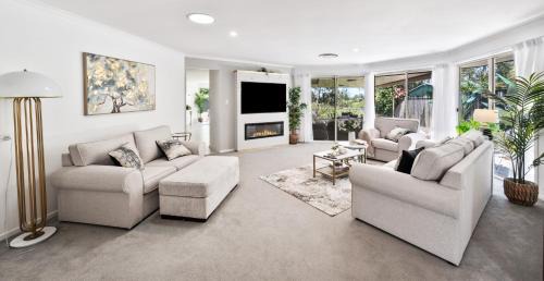 Upper Coomera Casa | 4BR Coomera Views! Prime Gold Coast Near Beaches