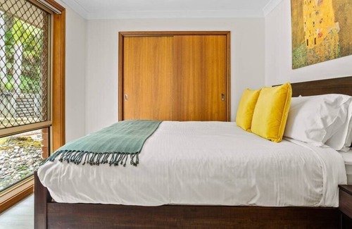 Glenning Valley Casa | 4BR countryside house with pool and rainforest