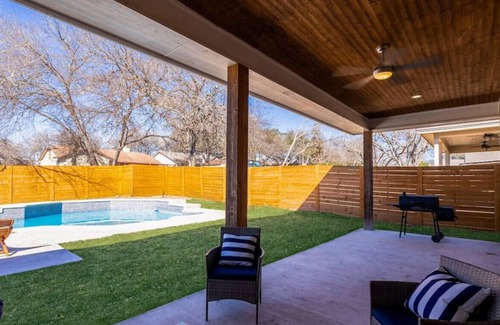 Universal City Casa | 4BR Cozy Luxury Home with Private Pool by Randolf