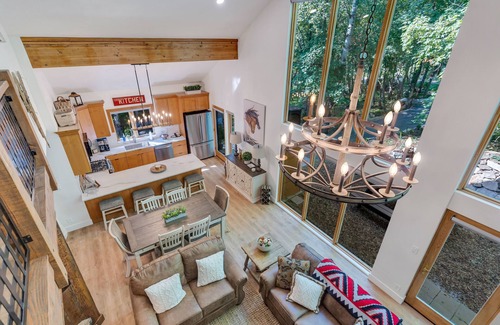 Sundance Casa | 4BR Home Near Sundance Resort with Spa and Mountain Views