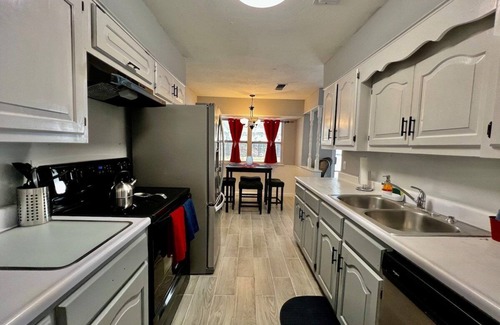 Universal City Casa | 4BR Home w/ Pool Furnished Extended Stay near Randolph AFB Fast Wi-Fi W/D