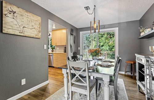 Cottage Lake Casa | 4BR House nestled near Woodinville Wine Country
