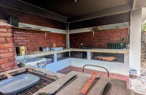 Copan Ruinas Casa | Amplia Casa de 4 habitaciones con Piscina, Area de BBQ y Terraza