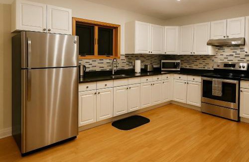 Pulaski Park Apartamento | 4BR Near Downtown & Wicker Park - Bosworth 2