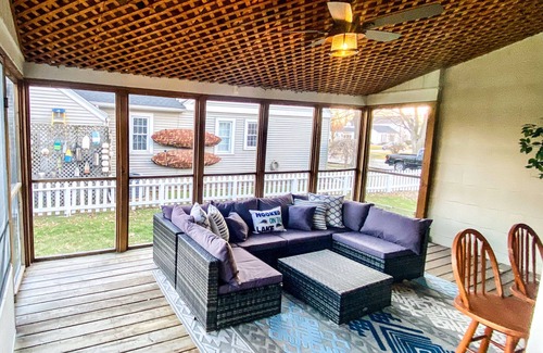 Vermilion Casa | 4BR New England Style Home