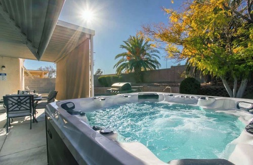 North Las Vegas Casa | 4BR Pool, Spa & Retro Arcade Polished Vegas Stay