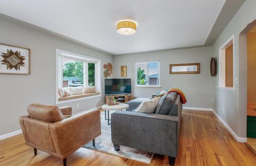 Dupont Casa | 4br Retreat W Hot Tub & Fire Pit
