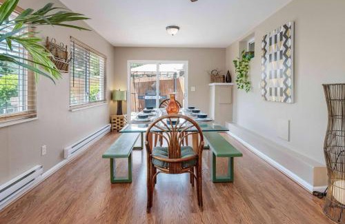 Dupont Casa | 4br Retreat W Hot Tub & Fire Pit
