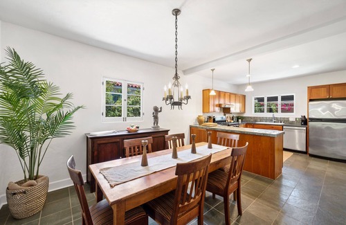 Mid-Wilshire Casa | 4BR Secluded Spanish Oasis in the Heart of Los Angeles