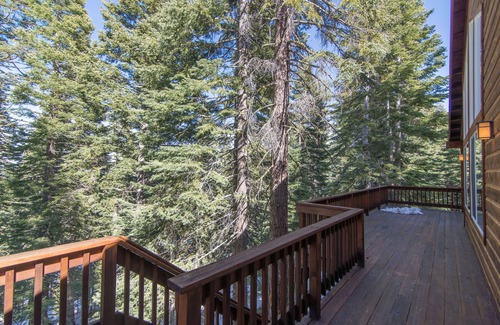 Truckee Casa | 4br Tahoe Donner Casa con jacuzzi