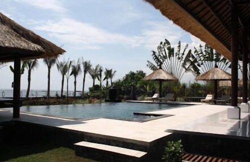 Umeanyar Villa | Villa Tropical 4BR frente a la playa