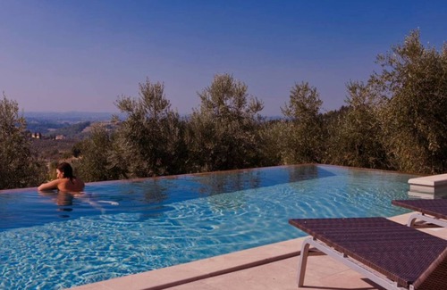 Montespertoli Casa | La campiña soleada de 4BR en Toscana