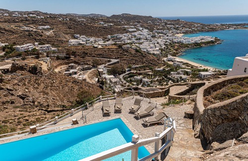 Psarou Villa | 3br Villa Thelgo Mykonos III