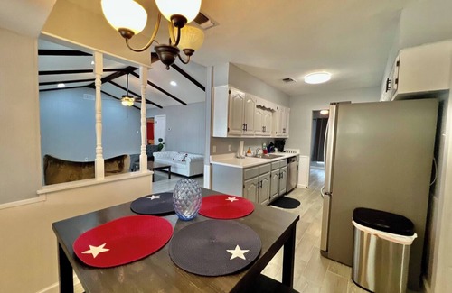Universal City Casa | 4BR w/Pool Furnished Extended Stay near Randolph AFB Wi-Fi W/D
