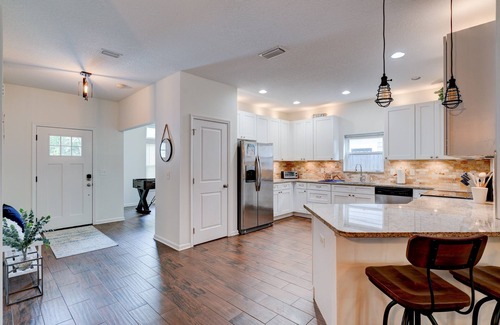 Golden Glades - The Woods Casa | 4BR w/ Pool Near Jax Beach | Good Morning Rentals
