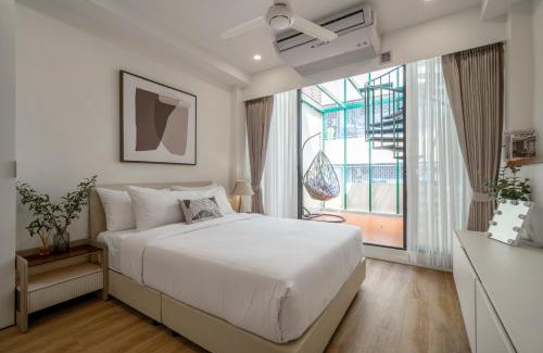 China Town Casa | 4BR Walk to Chinatown, MRT Luggage Dropoff