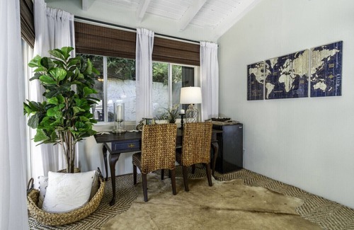 Estate Peterborg Villa | 4BR waterfront - 5 mins from World-famous Magen's Bay!