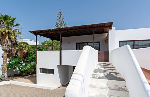 Yaiza Chalet De Esquí | 4BR Yaiza Relax House - Terrace & Mountain