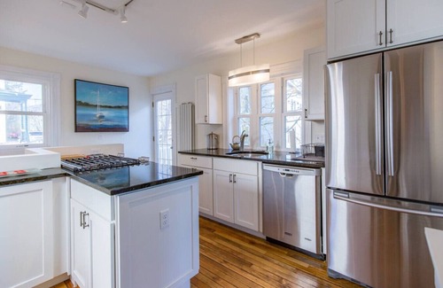 Munjoy Hill Cabaña | 4br2ba House parking A Peaceful Oasis on Munjoy Hill