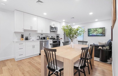 Cambridgeport Apartamento | 4BR3B 14G Walk to Harvard MIT BU and Outdoor