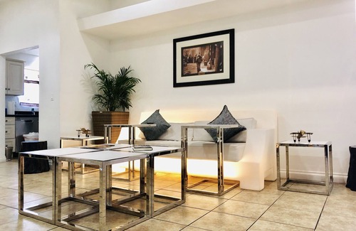Beverly Green Casa | Enorme casa, Las Vegas, Strip, Centro de convenciones, renovado, elegante, VENTA, familia,