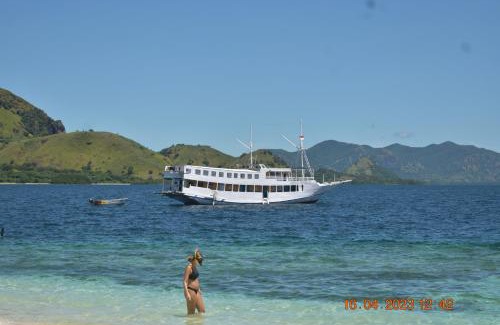 Senggigi Alquiler De Eote | 4D3N CRUISE Lombok-Komodo-Flores
