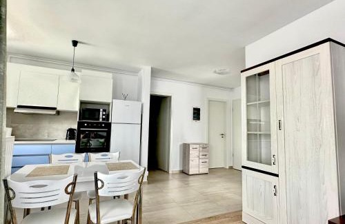 Tractorul Apartamento | 4FriendsCoresiBrasov Blue