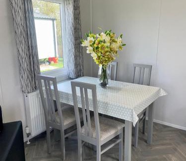 East Drayton Chalet De Esquí | 4Guests-2Bedroom-WiFi-Tv