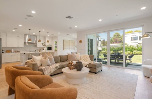 West Los Angeles Villa | $4mil WestLA Lux Manor+Santa Monica&Beverly Hills