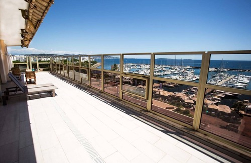 Mandelieu-la-Napoule Beach Apartamento | 4P34 Seafront, 4/5 rooms, panoramic sea view