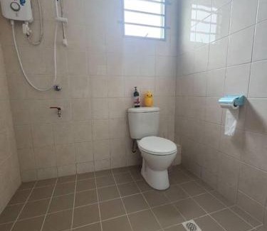 Sandakan Casa | 4R4B SDK Traveler Modern loft overlooking downtown