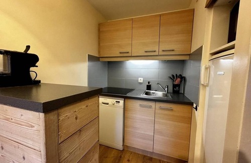 Plagne 1800 Apartamento | 50m de los comercios, 4.o piso, vista montaña, piscina, balcón, tv, local para esquís, 54m²