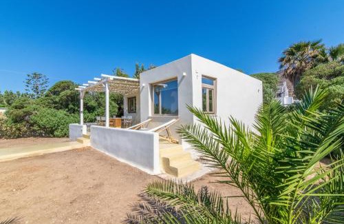 Agios Ioannis Casa | 4Twaves beach house - BeachFront in Agios Ioannis