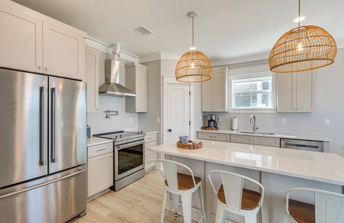 Port St. Joe Casa | 5,000+ Sq Ft! Luxe Beachfront House in Port St Joe