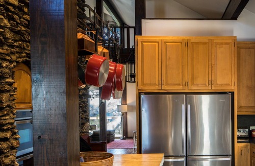 Eureka Springs Casa | Propiedad de 5,200 acres en Kings River con Lodge con capacidad para 20.