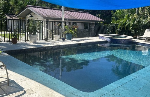 Naples Casa | 5 acre Family Resort in Center of Naples with heated pool