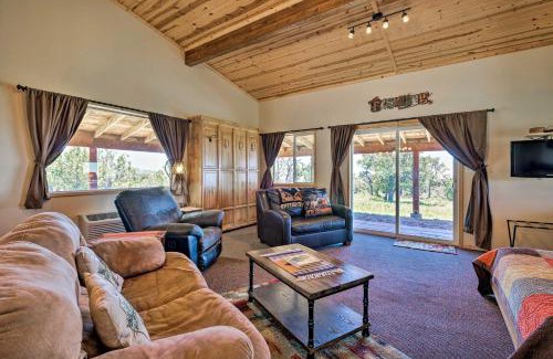Spanish Valley Apartamento | 5-Acre Moab Studio with BBQ and Stunning Mtn Views
