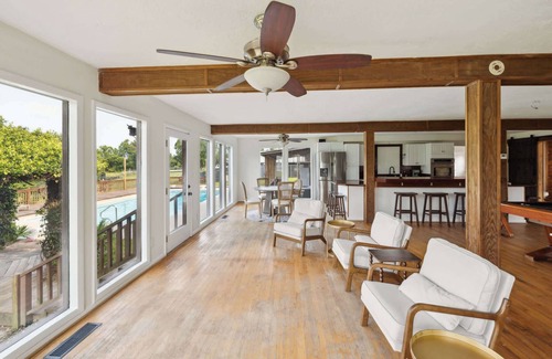 Gracewood Casa | 5-Acre Retreat Private Pool, Outdoor Bar, Fishing Pond & Game Room