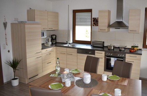 Bad Brambach Apartamento | Apartamento de 5 estrellas 1. Piso superior, 2-4 p., 2 dormitorios, WiFi a través de DSL, Bad Brambach Radonbad