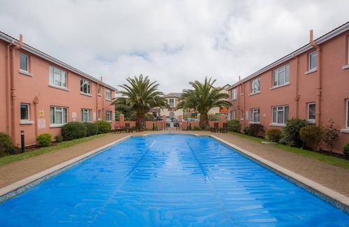 Paignton Apartamento | Impresionante apartamento con "Certificado de Excelencia 2017" junto al mar y piscina