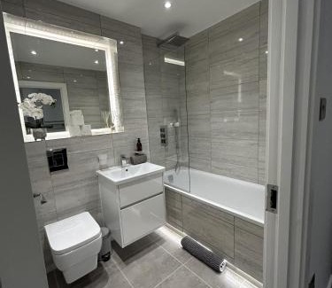 Runnymede Apartamento | 5 Aviv Place