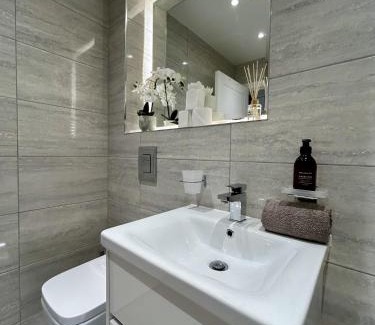 Runnymede Apartamento | 5 Aviv Place