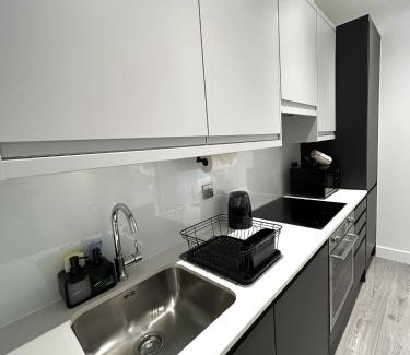 Runnymede Apartamento | 5 Aviv Place