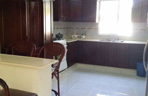 La Esplanada Villa | Villa de 5 BD para huéspedes con piscina, cerca de todo.