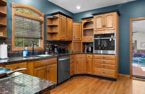 Kalkaska Casa | 5 BD Pool/Golf Sim/Hot Tub/Sauna/Movie Theatre/Game Room