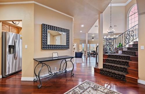 Bullhead City Casa | 5 Bdr Beautiful Riverfront Home with Dock!
